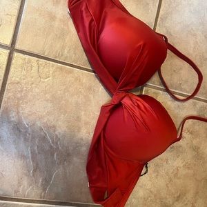 NWT 36 DDD shade and shore swim top